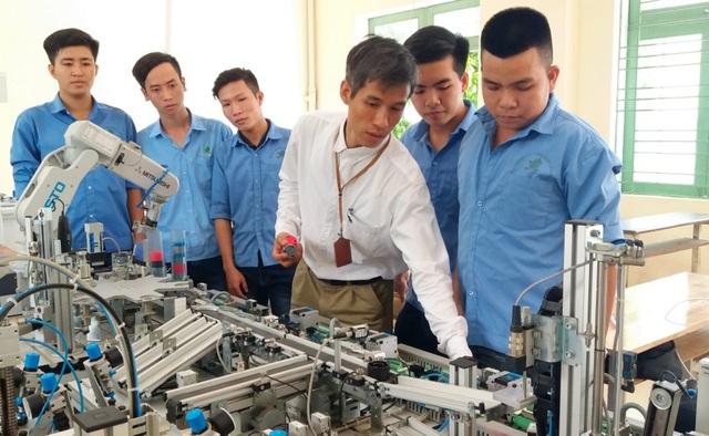 Giáo dục nghề nghiệp: Nhiều thách thức trong tăng trưởng và hội nhập - 2