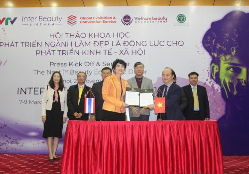 hoi thao 1 1