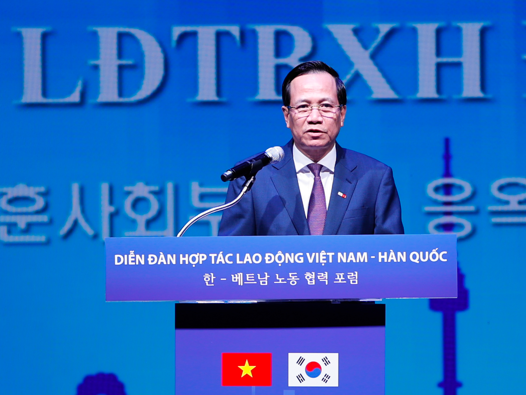 Tạo thuận lợi nhất cho người lao động, nâng tầm hợp tác lao động Việt Nam-Hàn Quốc 4 img6327 1719817689656168116070