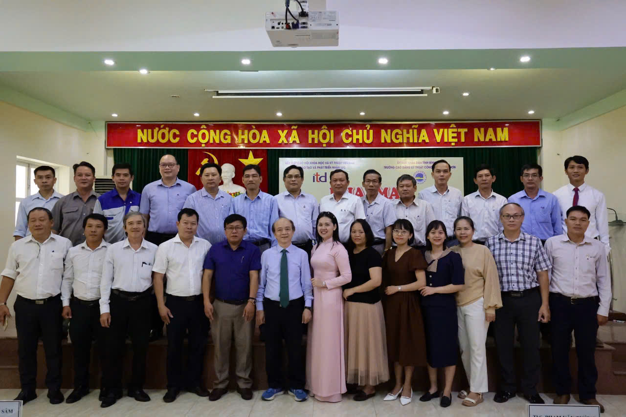 Anh chinh 1