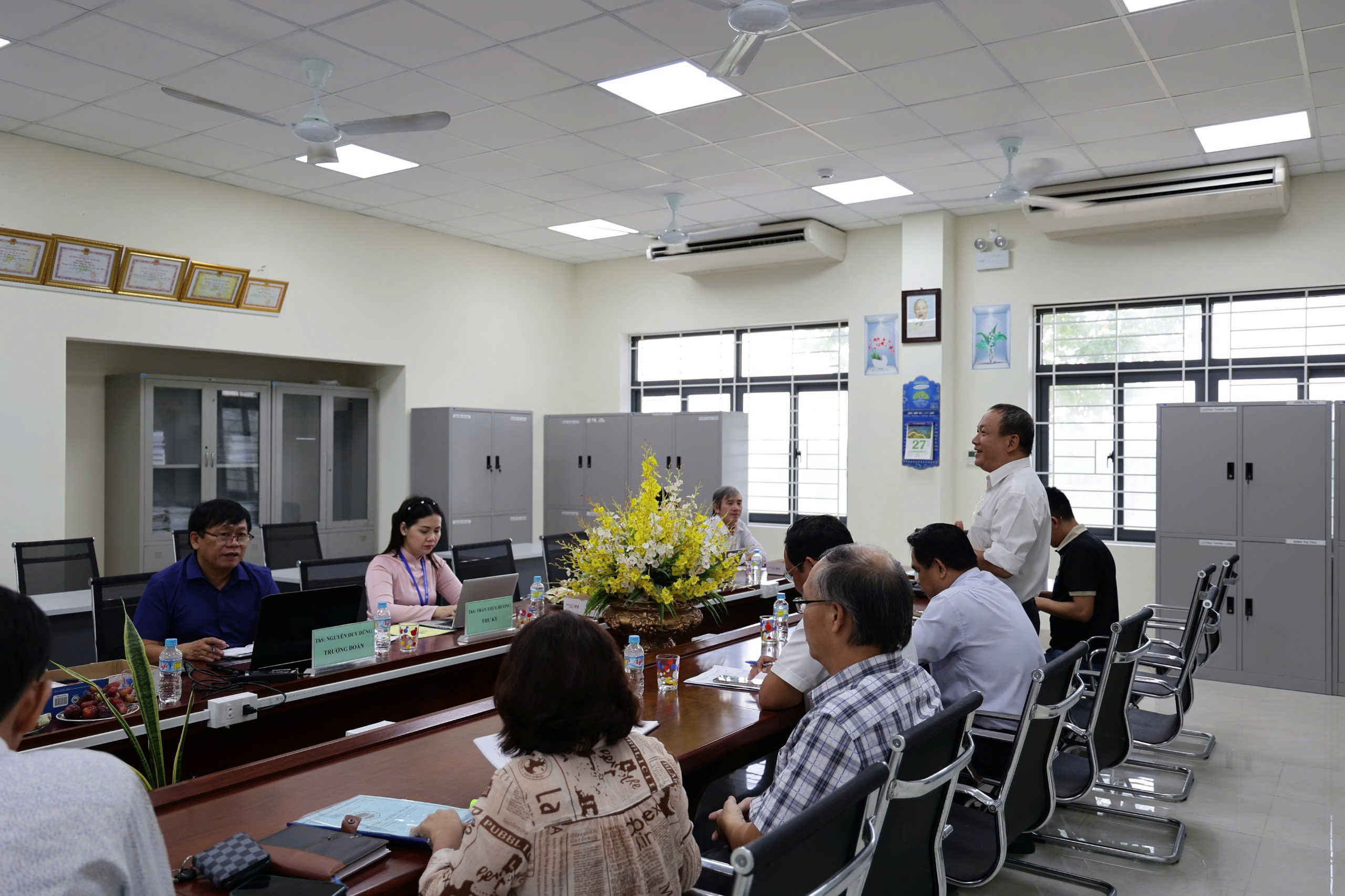 KHAI MẠC ĐÁNH GIÁ NGOÀI 02 CHƯƠNG TRÌNH ĐÀO TẠO NGHỀ ĐIỆN TỬ CÔNG NGHIỆP, CÔNG NGHỆ THÔNG TIN (ƯDPM) TẠI TRƯỜNG CAO ĐẲNG KỸ THUẬT CÔNG NGHỆ QUY NHƠN 7 z5873127004105 abb6d0fd1b2c9b9f20a4d6d3491e6851