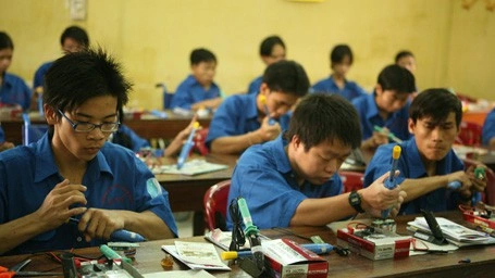 Bộ Giáo dục và Đào tạo ban hành Quy chế tuyển sinh trong giáo dục nghề nghiệp 2 Anh minh hoa ve day nghe